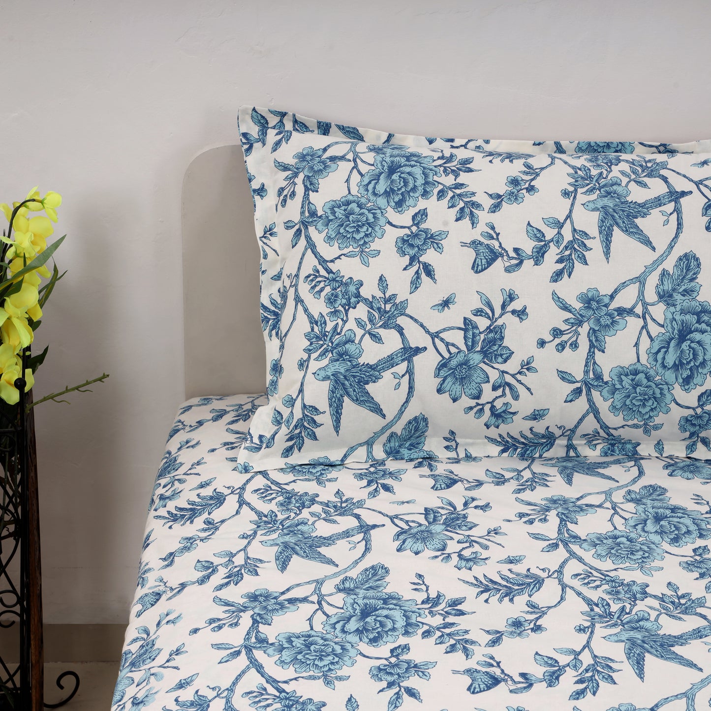 Sky Bloom 100x100 inches Cotton Bedsheet