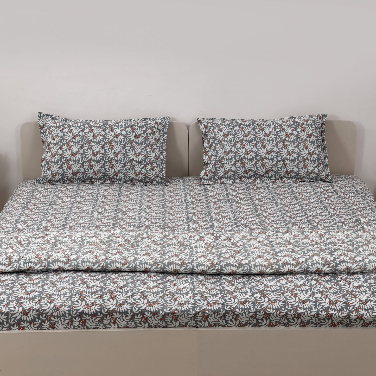 Terracotta Fern 100x100 inches Cotton Bedsheet
