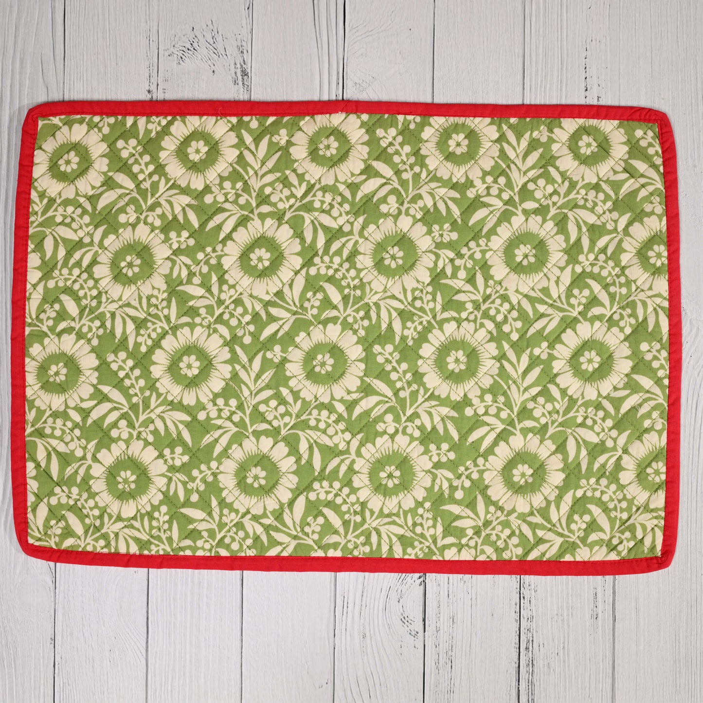 Quilted Floral Cotton Placemat (set of 6)