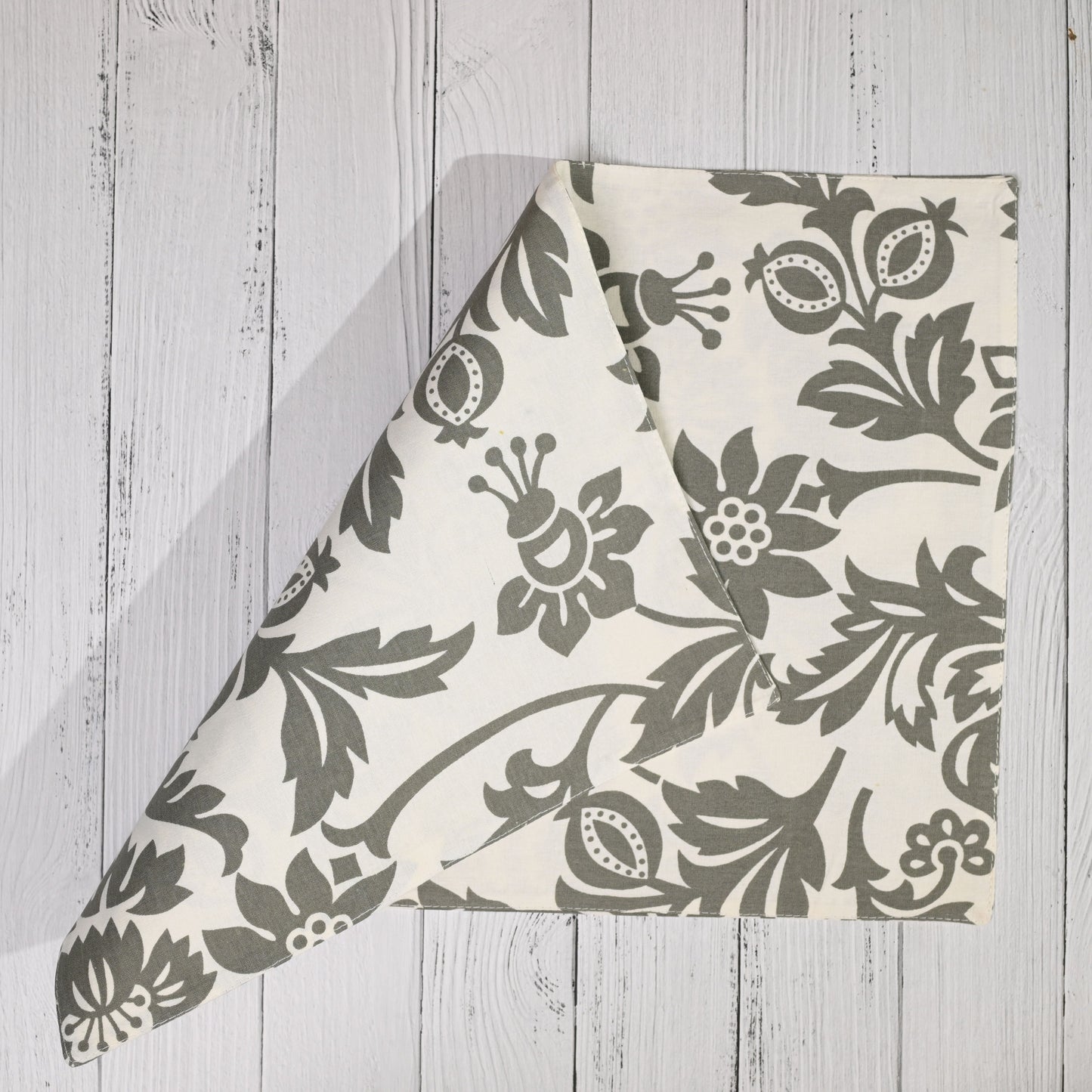 Damask Elegance Cotton Placemat (set of 4)