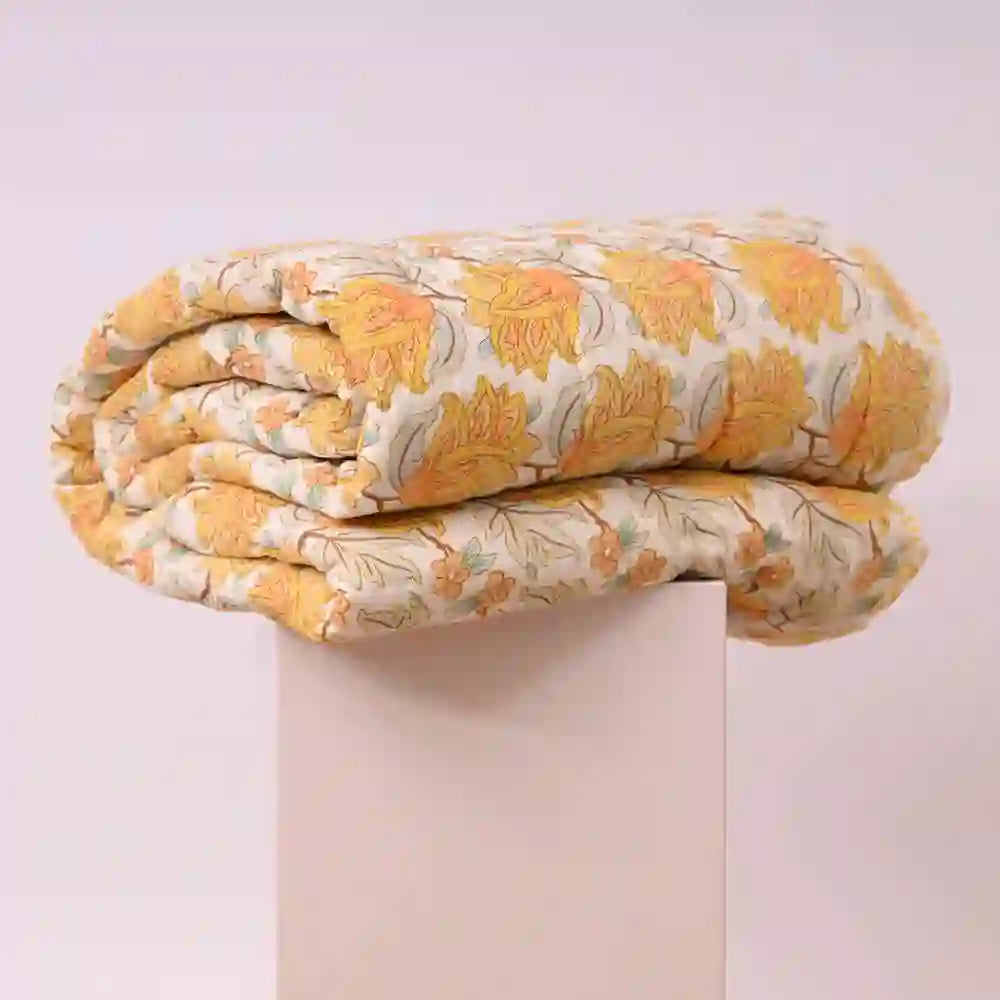 Golden hour bloom reversible double mulmul quilt