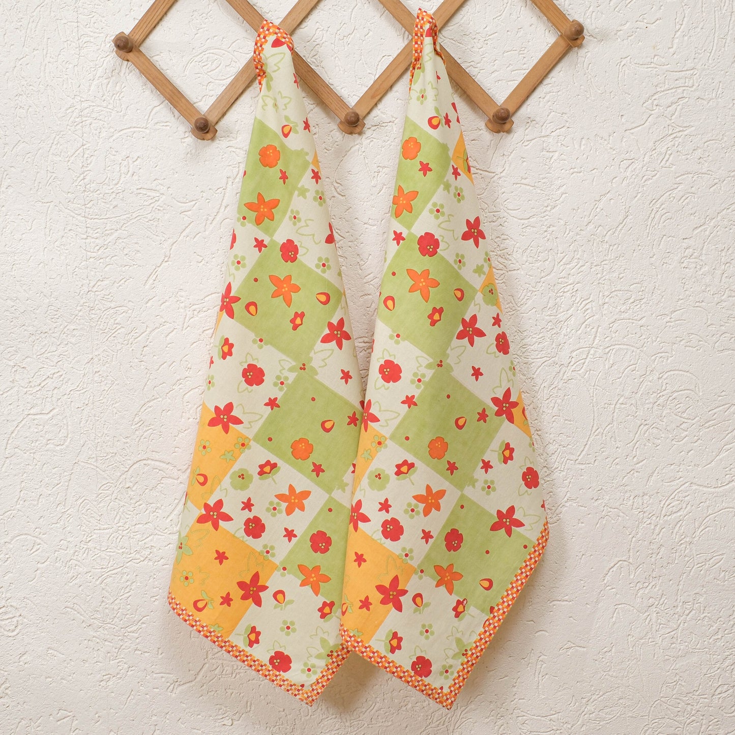 Spring Kitchen Towels with loop (Set of 2)