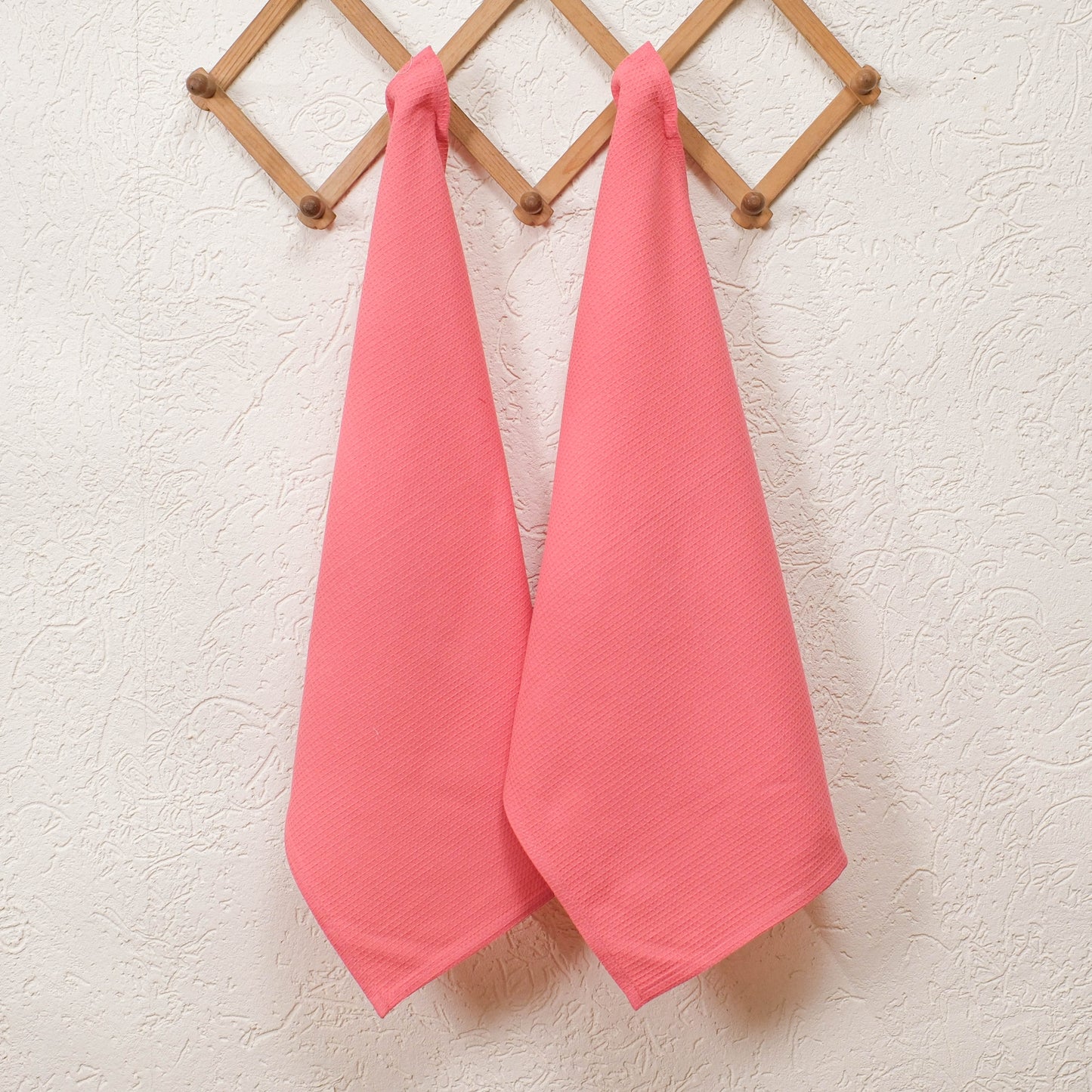 Coral Crush Kitchen Towel with loop (set of 2)