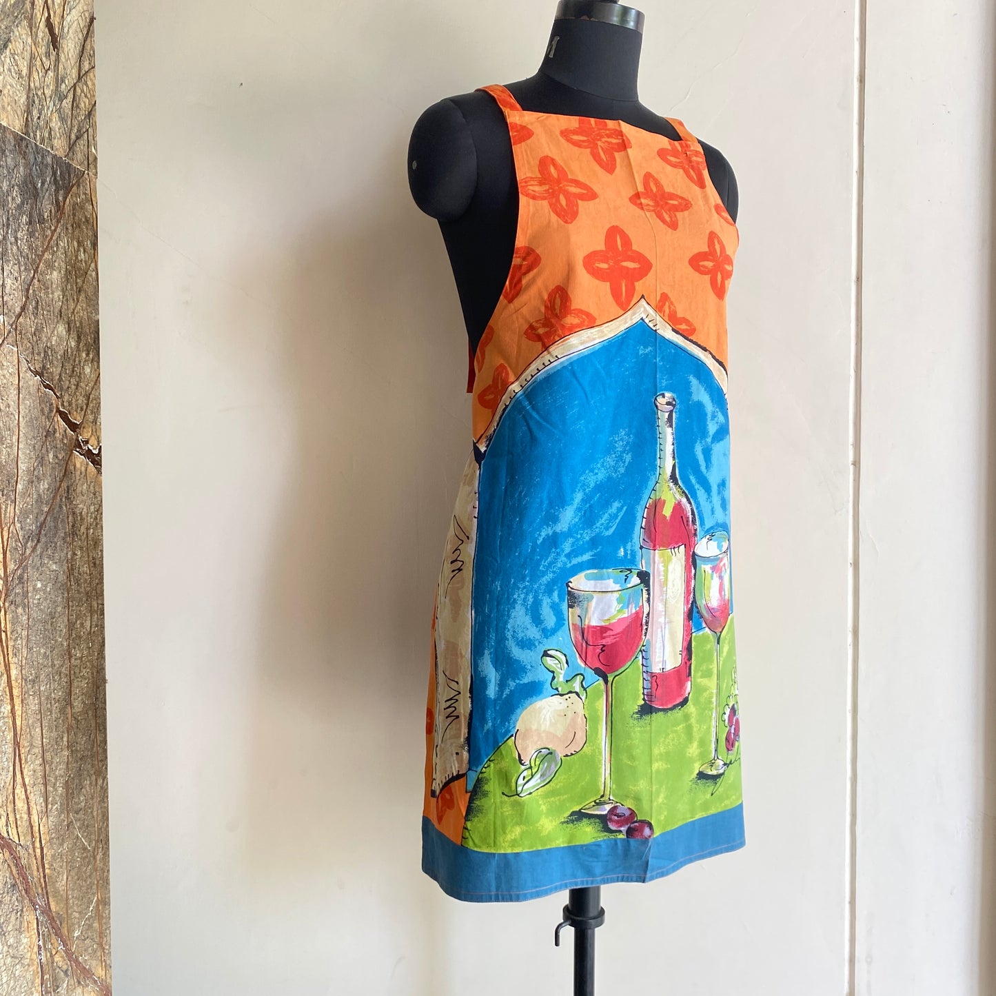 Vino Vibes Apron – Pour, Prep, Party in Style