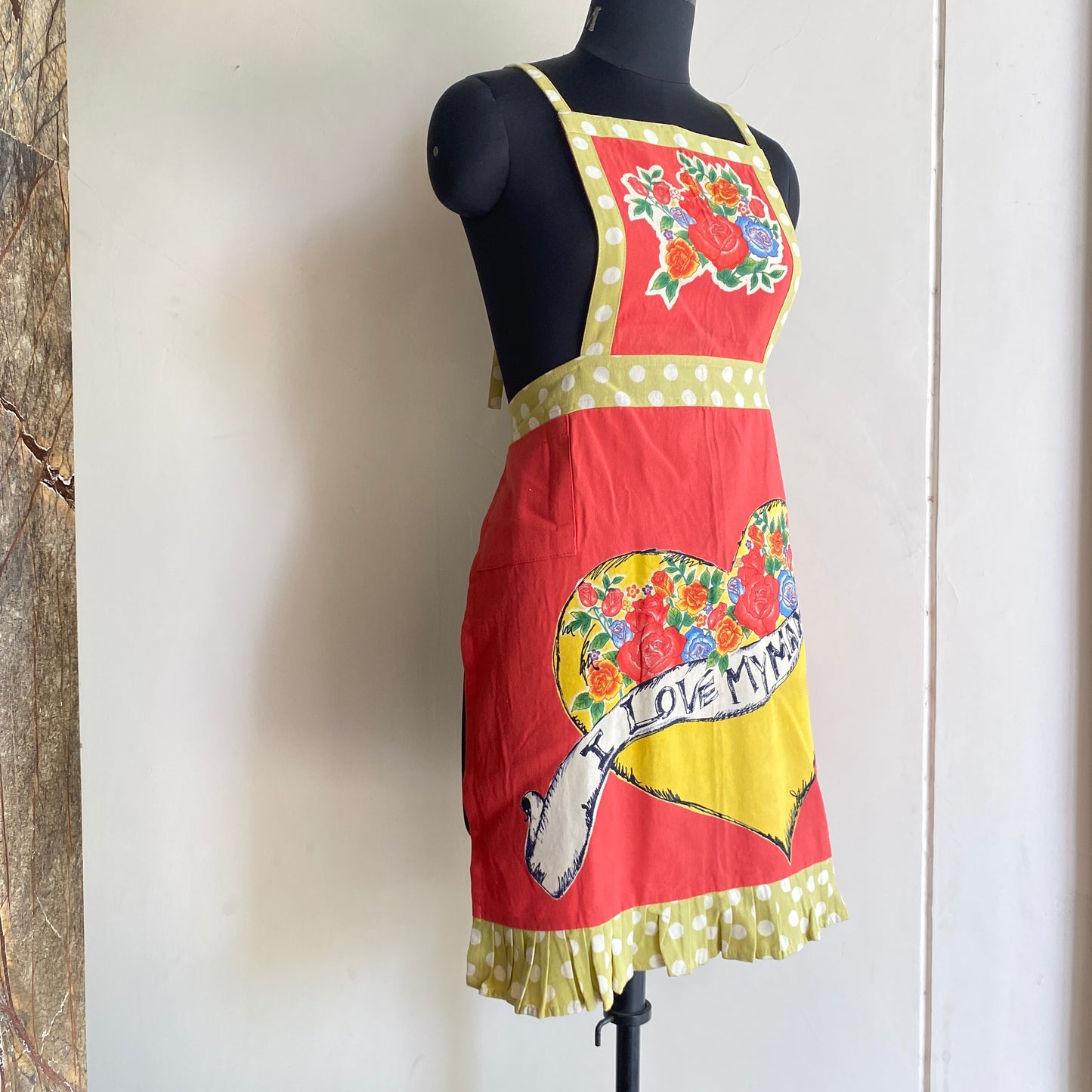 Mama's Heart Hand-Painted Cotton Kitchen Apron