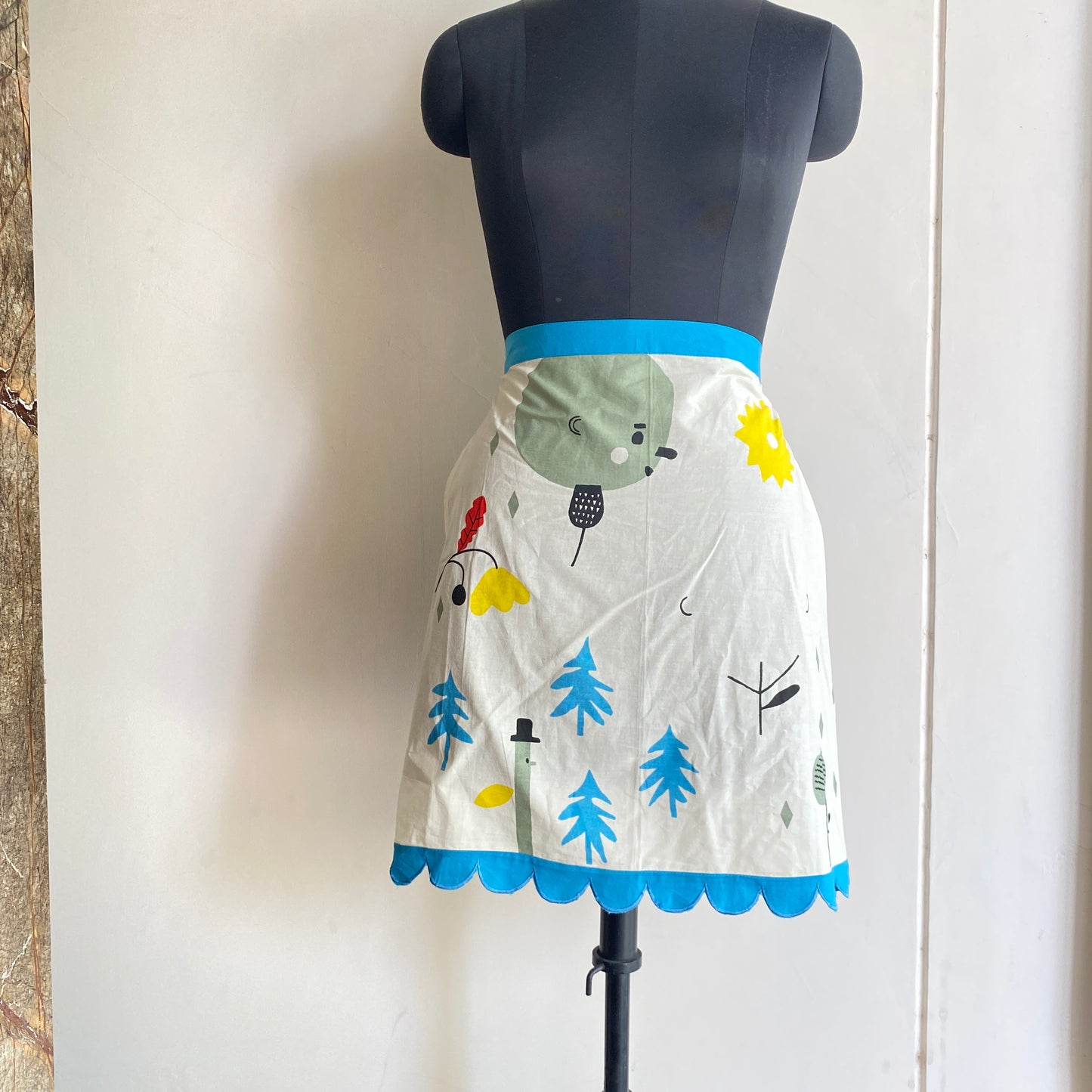 Forest Friends Scallop-Edge Cotton Half Apron