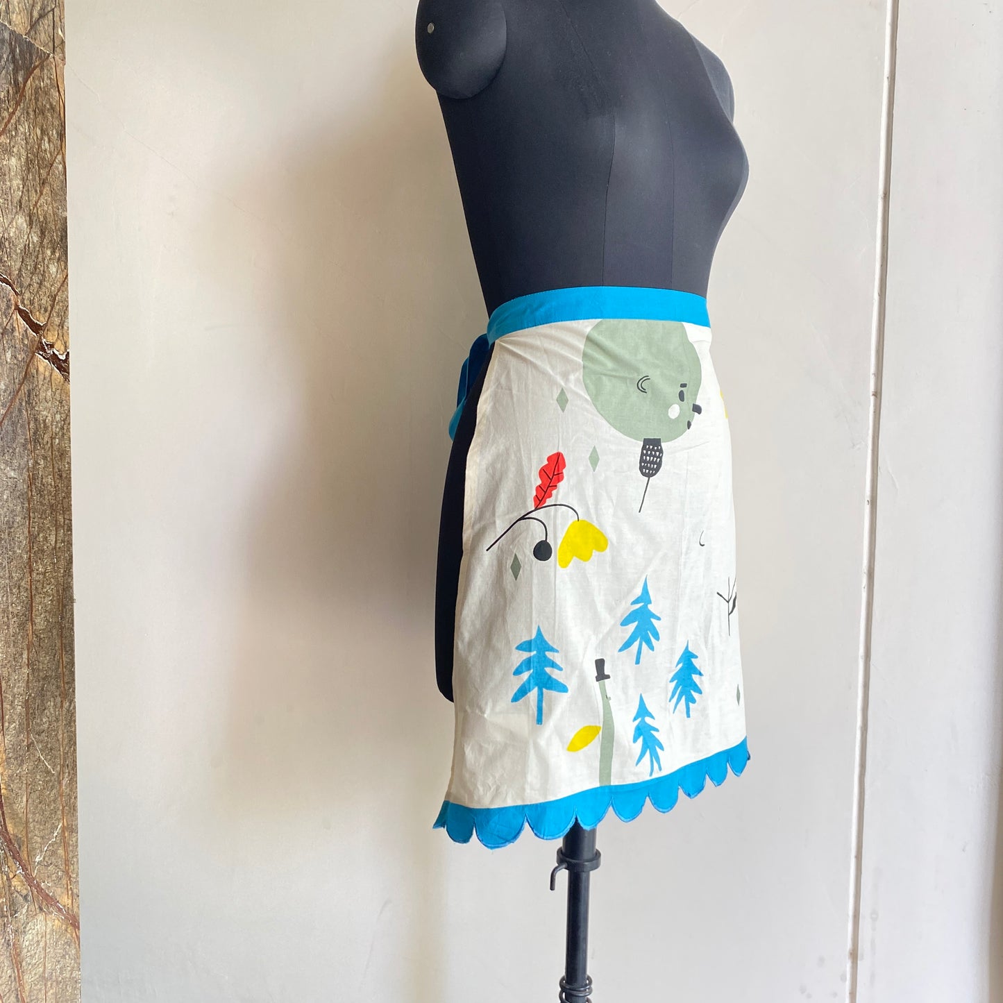 Forest Friends Scallop-Edge Cotton Half Apron