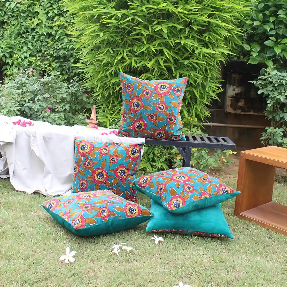 Dream blossom Velvet cushion cover (set of 2)