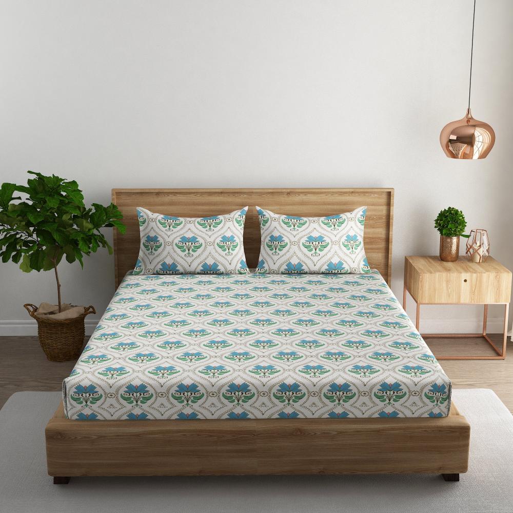 Floral damask cotton super king bedsheet with pillow covers