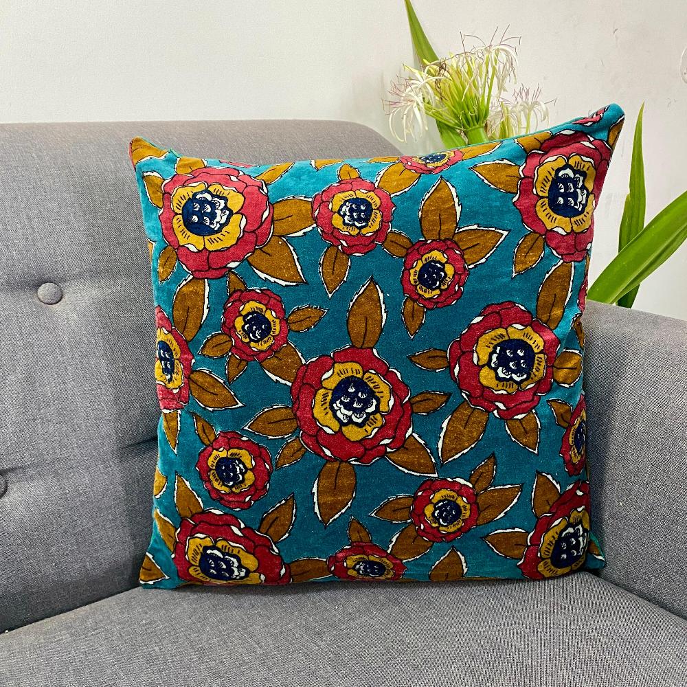 Dream blossom Velvet cushion cover (set of 2)
