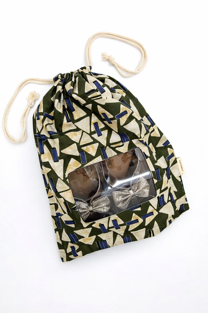 Green triangle shoe bag