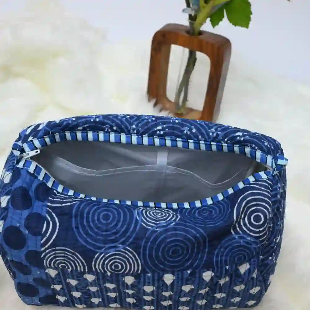 Cosmic Dots handblock quilted travel pouch (Set of 3)
