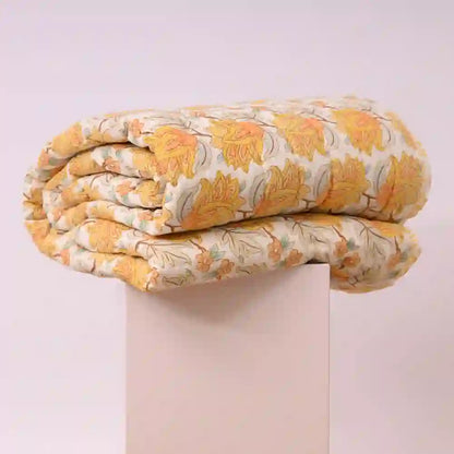 Golden hour bloom reversible double mulmul quilt