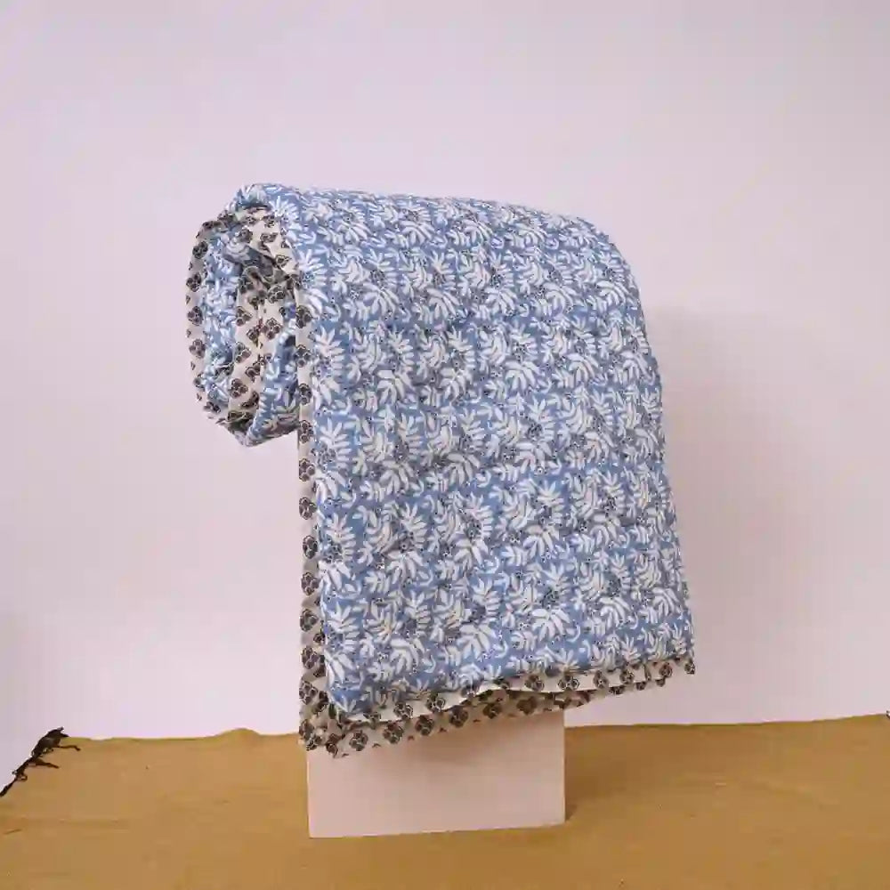 Berry bliss reversible double mulmul quilt