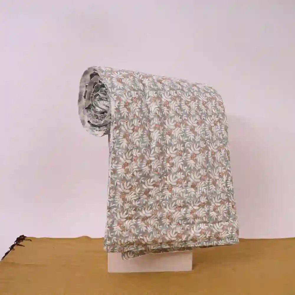 Berry bliss reversible double mulmul quilt