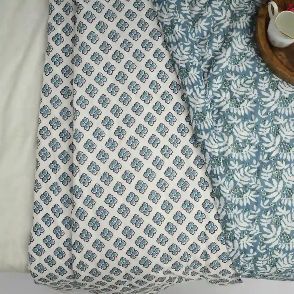 Berry Bliss cotton filled winter print double quilt (Aqua)