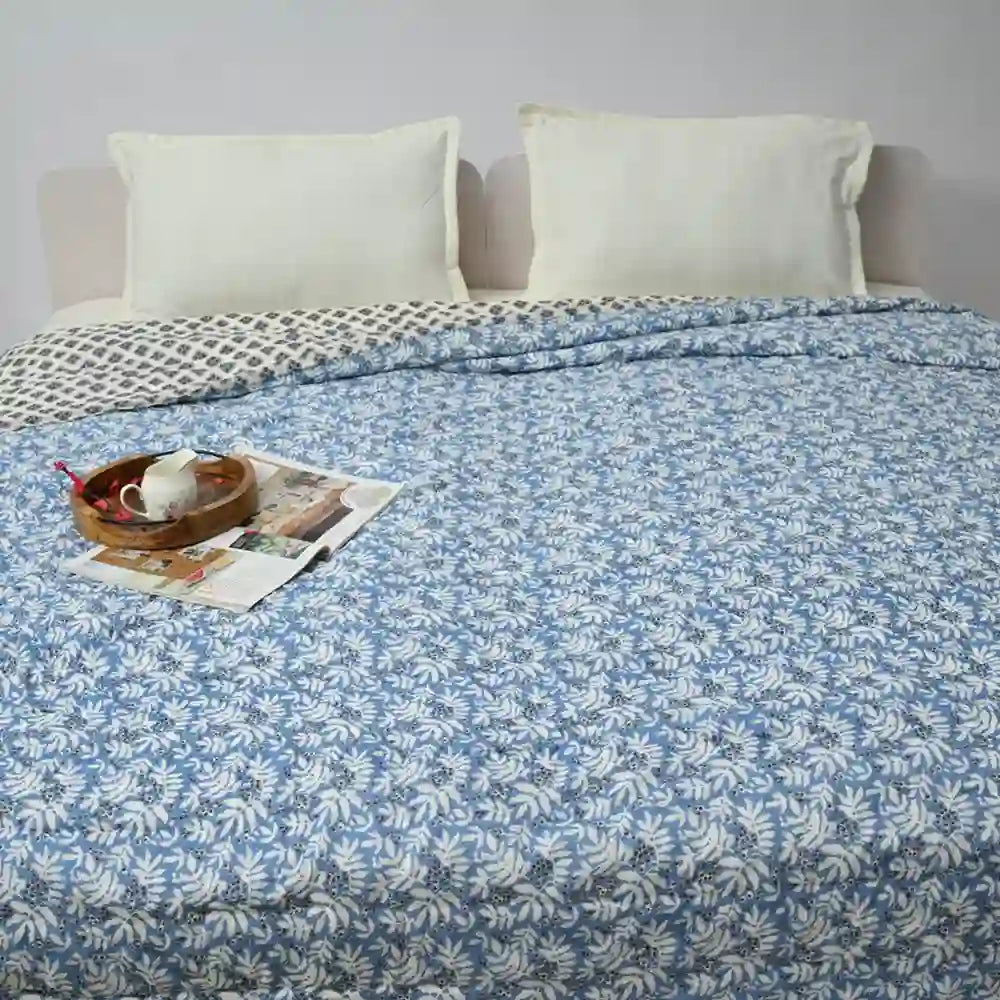 Berry bliss reversible double mulmul quilt