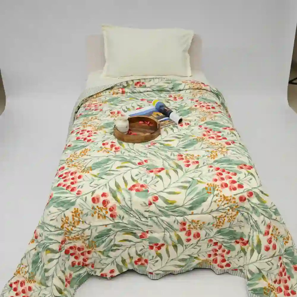 Berry Bloom cotton filled winter print medium quilt