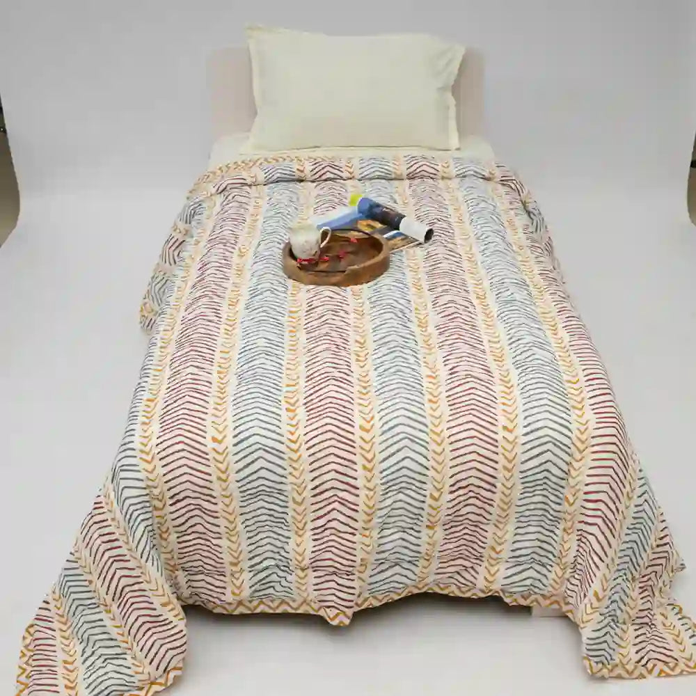 Chevron cotton filled winter print medium quilt
