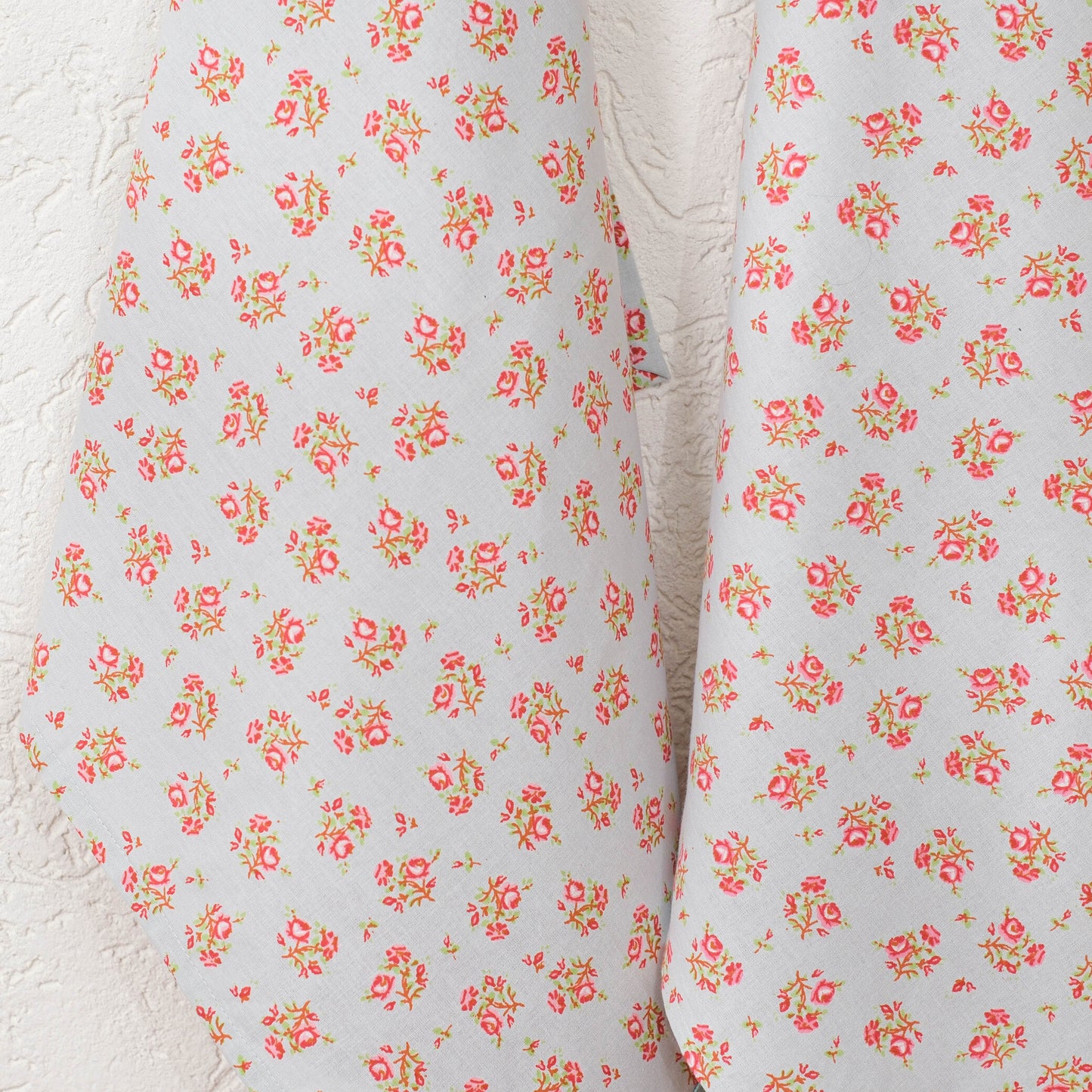 Vintage-Inspired Floral Kitchen Towels with loop (Set of 2)