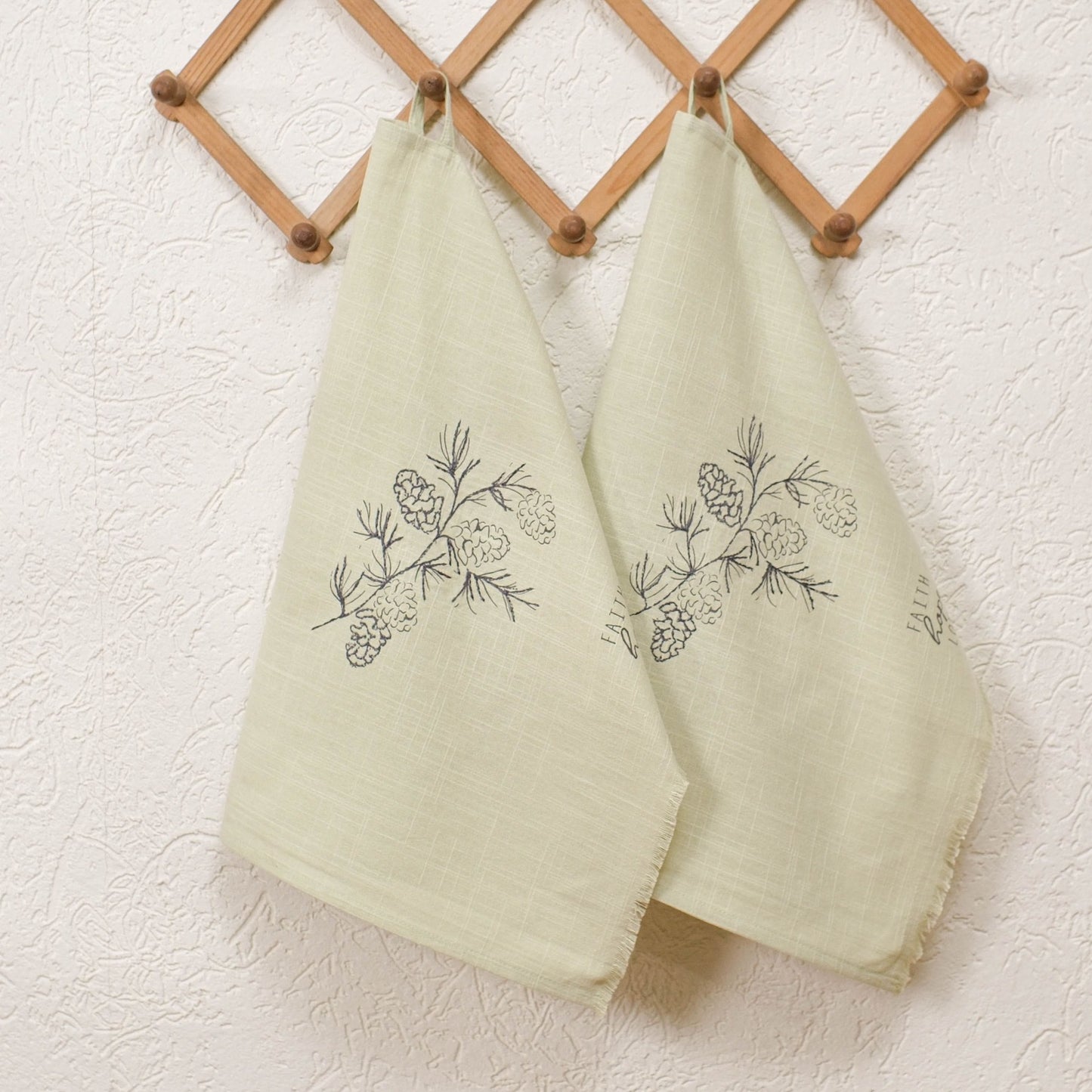 Pine Cone Kitchen Towels with loop (Set of 2)