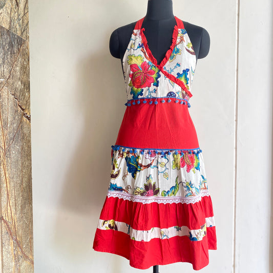 Fiesta Garden Ruffle Apron – A Splash of Color in Every Stir
