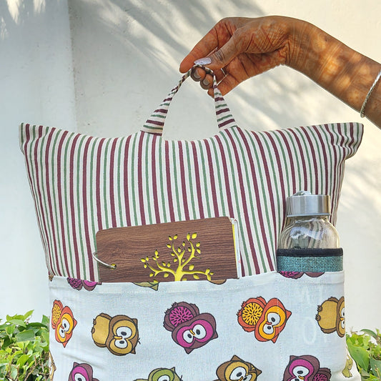 Owl Portable Reading Cushion with pocket
