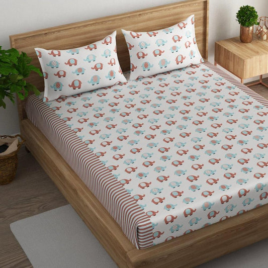 Playful elephant cotton king bedsheet with pillow covers