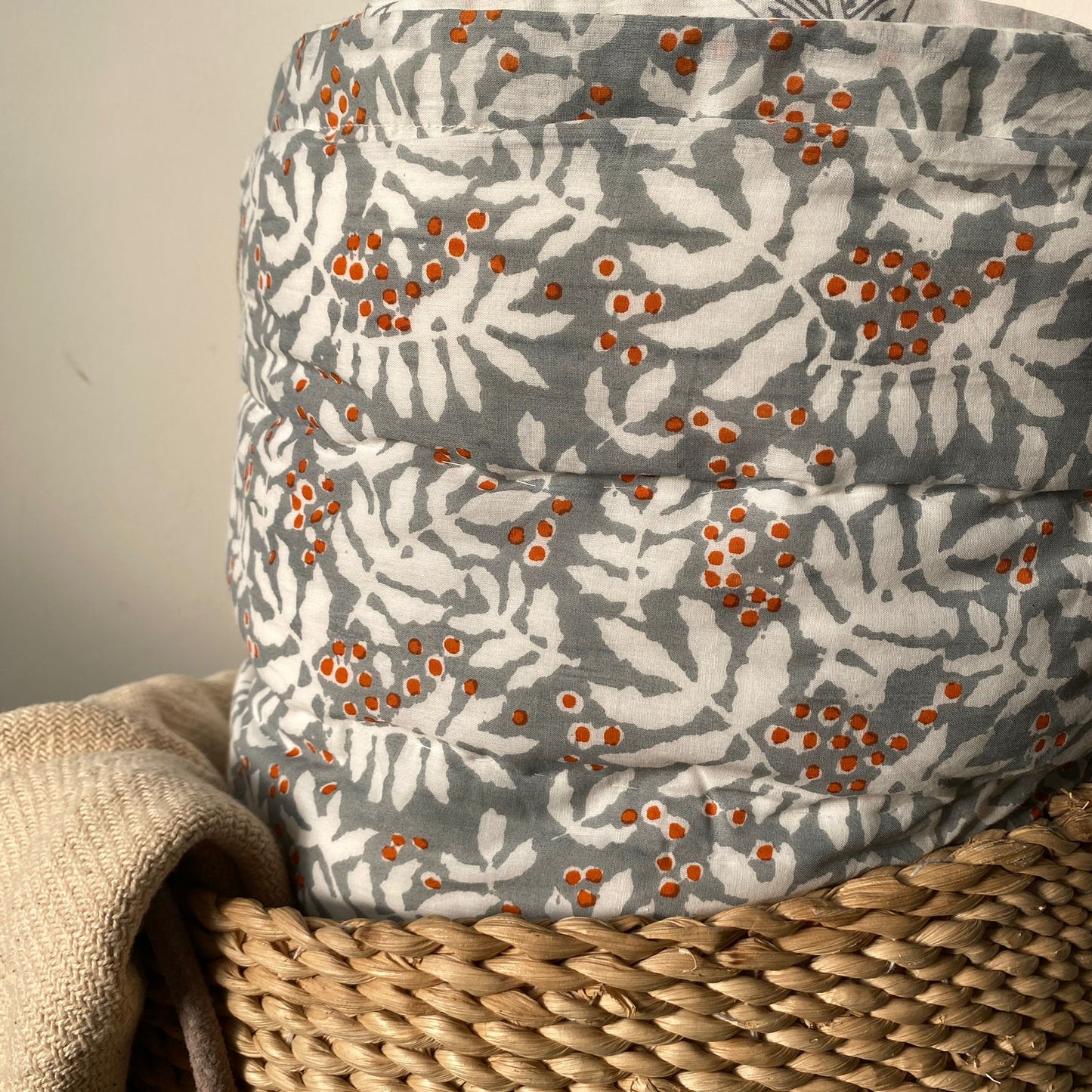 Berry bliss reversible double mulmul quilt