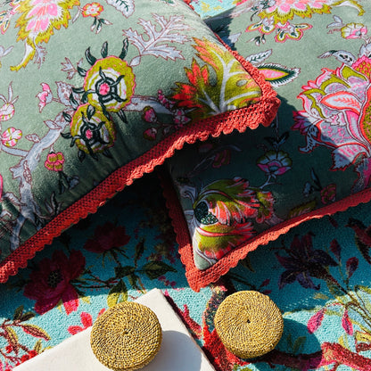 Heirloom Velvet Cushion (Set of 2)